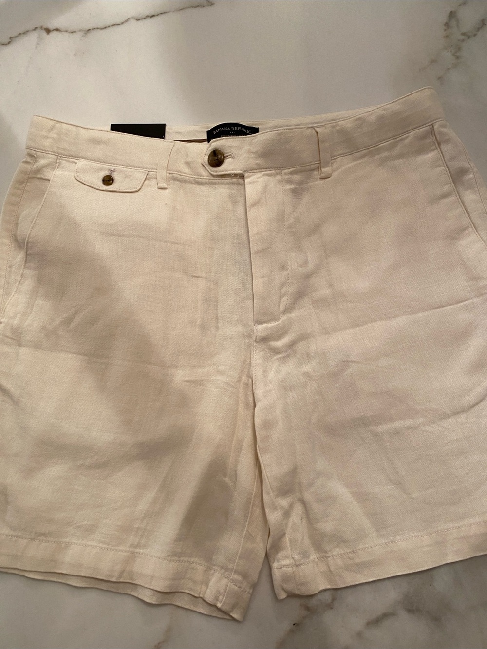 Banana Republic Cream Flat-Front Linen-Blend Men’s Shorts
